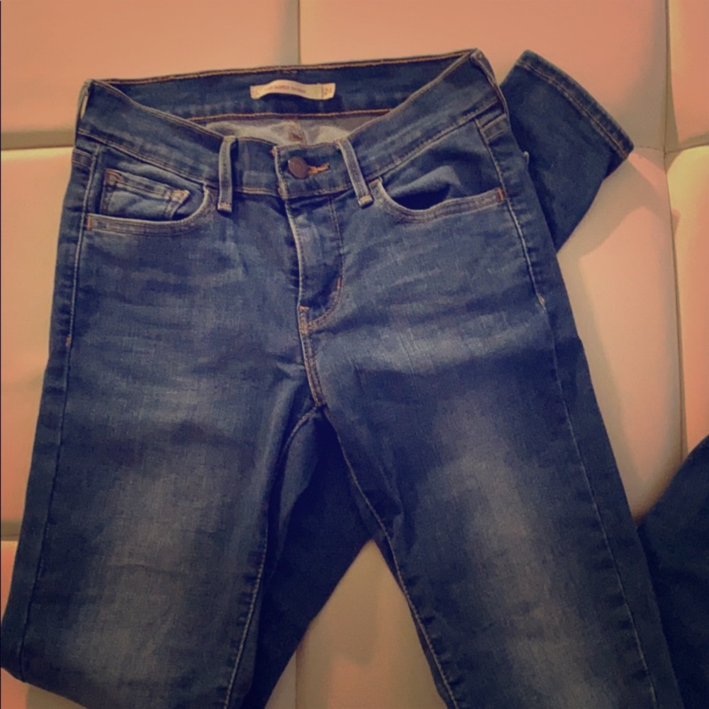 Light blue Levi’s 710 Super Skinny jeans